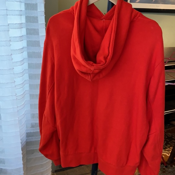 H & M sweatshirt size 12/xl - Picture 2 of 2